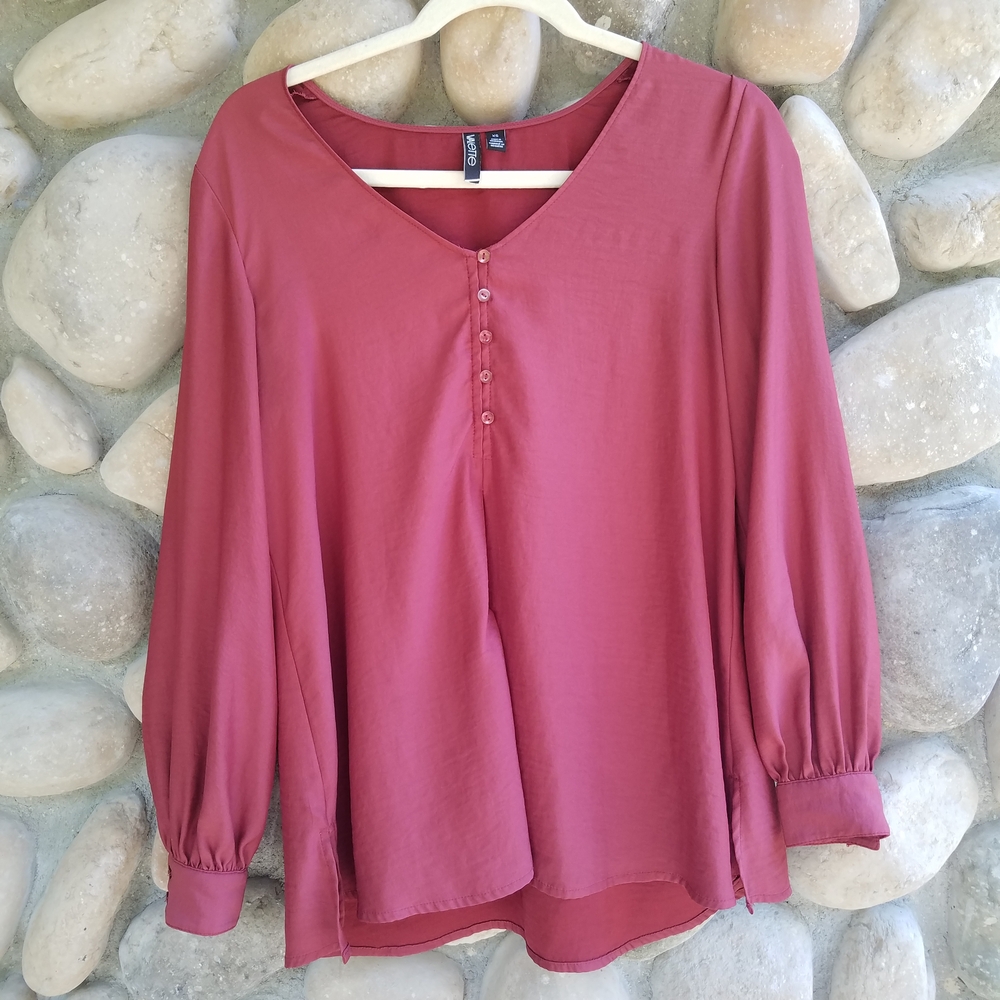 Valette Red Button Up Elegant Flowy Blouse Cozy Season Fall Autumn Details
